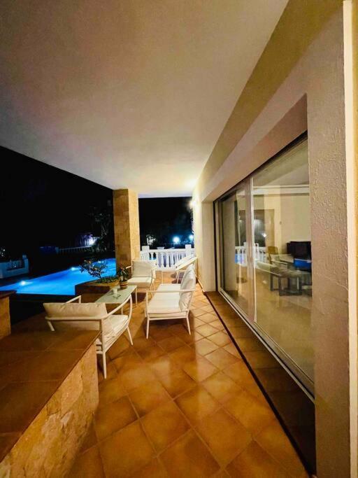 Villa Con Piscina Gigante Sant Francesc de s'Estany Kültér fotó
